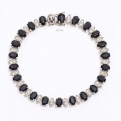 1C4BB90C FA81 4E7D A73D 6AF525ECBA4B