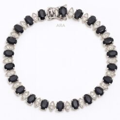 1C4BB90C FA81 4E7D A73D 6AF525ECBA4B