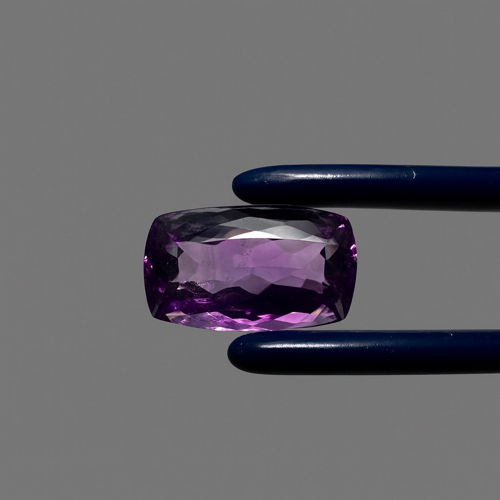 FC635722 A01D 48BF 9439 033A1ED77258